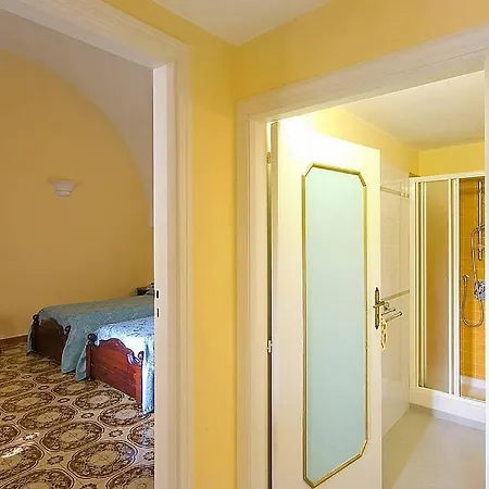 Sleeps 4 Pool Nerano